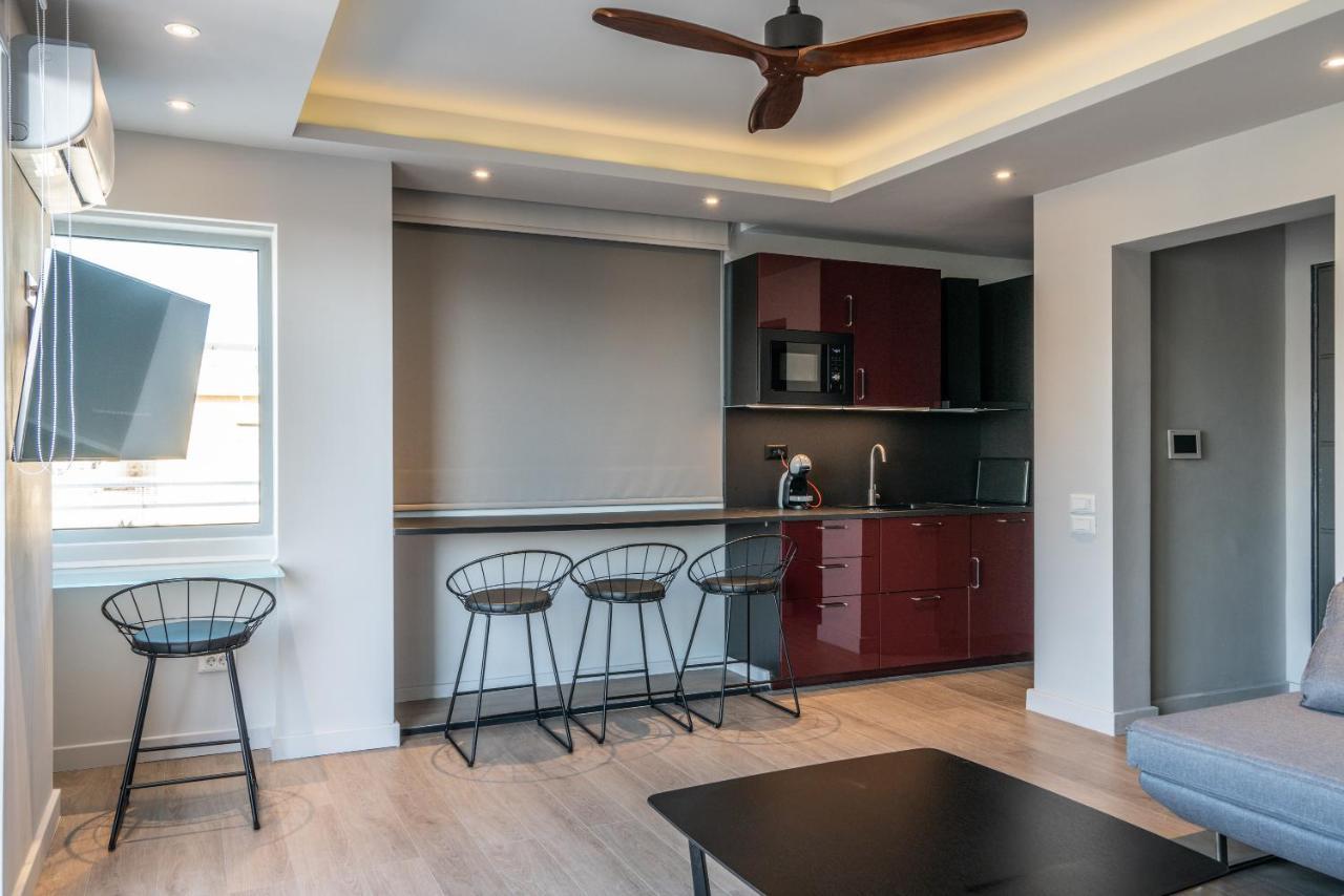 Akasha Loft Apartment เอเธนส์ ภายนอก รูปภาพ