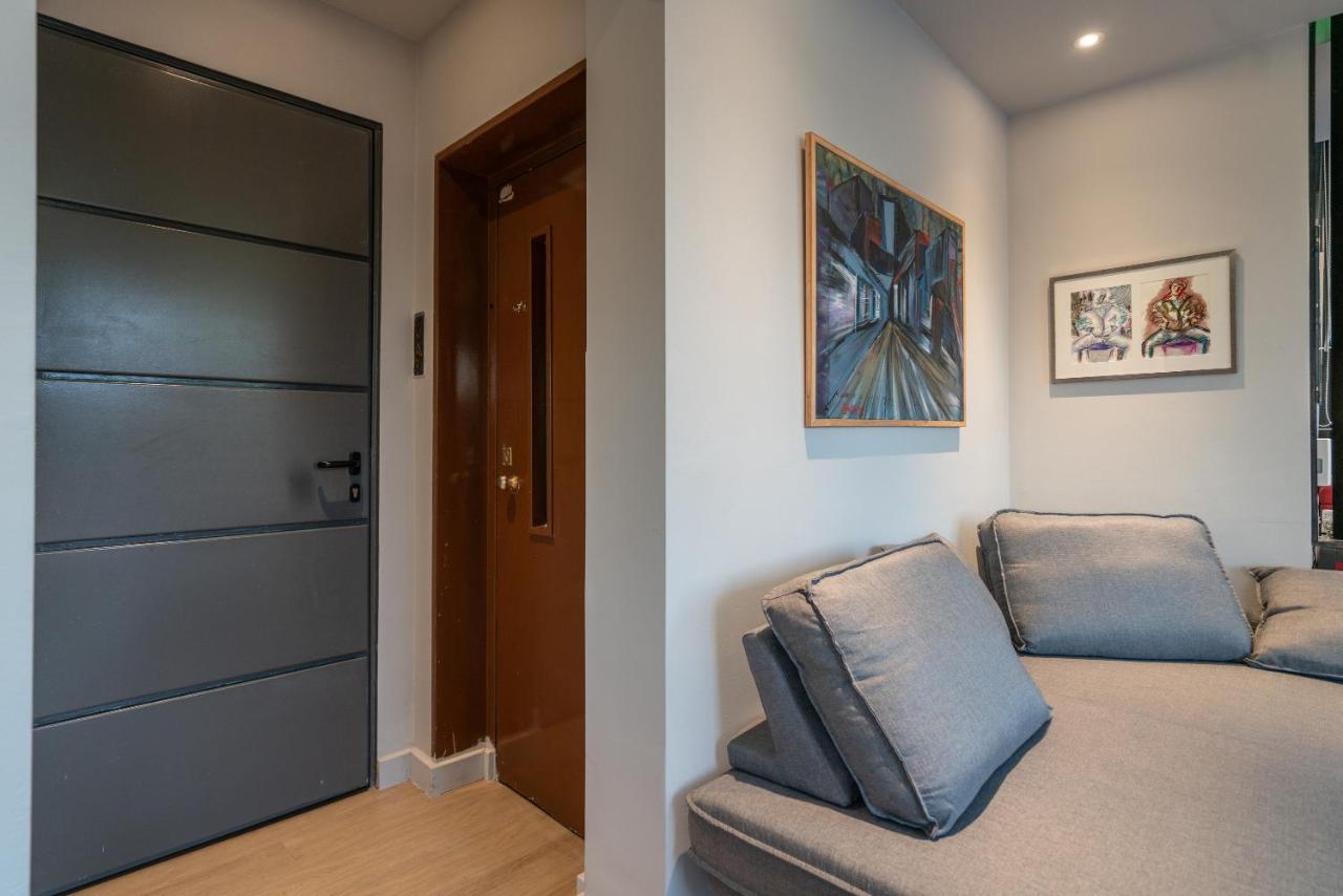 Akasha Loft Apartment เอเธนส์ ภายนอก รูปภาพ