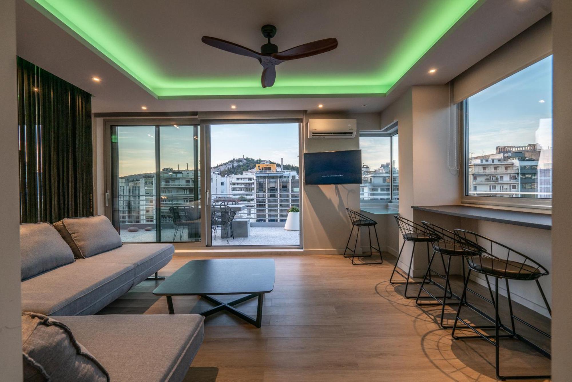 Akasha Loft Apartment เอเธนส์ ภายนอก รูปภาพ